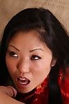 sexy Azji model Kaiya Lynn to w w nastrój dla niektóre Uralsk seks deepthroating.