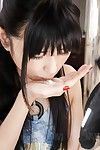 wellustige donker haren Aziatische Babe Satomi ichihara houdt van De smaak van hot Cum in haar mond