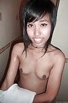 Minuscule Thai adolescent toon manger man\'s Cul et sucer grand dick