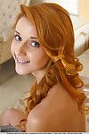 Redhead glamour angel Roberta Berti spreading smooth head teen vagina