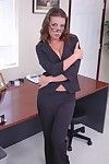 curvy plat Penny la flamme dans La mode noir Costume obtient Sauvagement baisée dans Groupe dans l' bureau