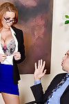 collant placcato pornostar Britney ambra l'assunzione di anale durante hardcore ufficio dp