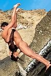 bagnato procace bruna Bellezza Olivia Del Rio ottiene seriamente scopata a il Mare