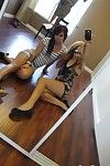 lésbicas com empresa bundas Madelyn Monroe e chole Starr tomar espelho selfies