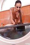 बुत मॉडल स्टेला कॉक्स और विदेश मंत्रालय Melone में स्नानघर बंधक परपीड़न सेक्स प्रशिक्षण सत्र