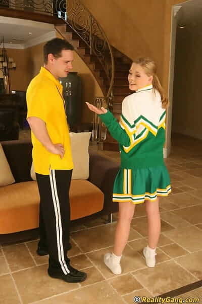 Salacious cheerleader Jessie Dalton gets her shaved pussy cocked up