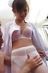 seksueel Enthousiast oosterse Miina Minamoto heeft Intense hardcore Neuken actie en geeft dick zuigen in een Verpleegkundigen uniform