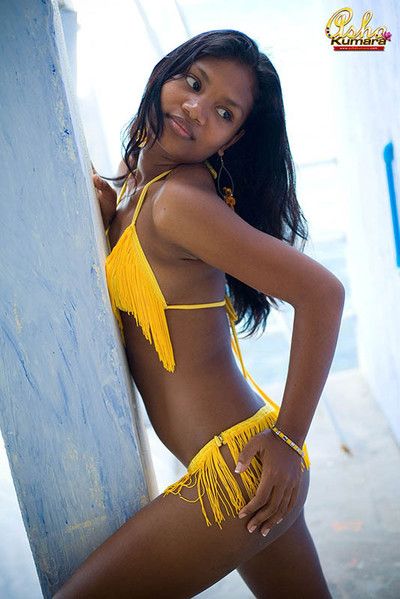 Asha kumara shows sweetened nipples and irritant forth a bikini